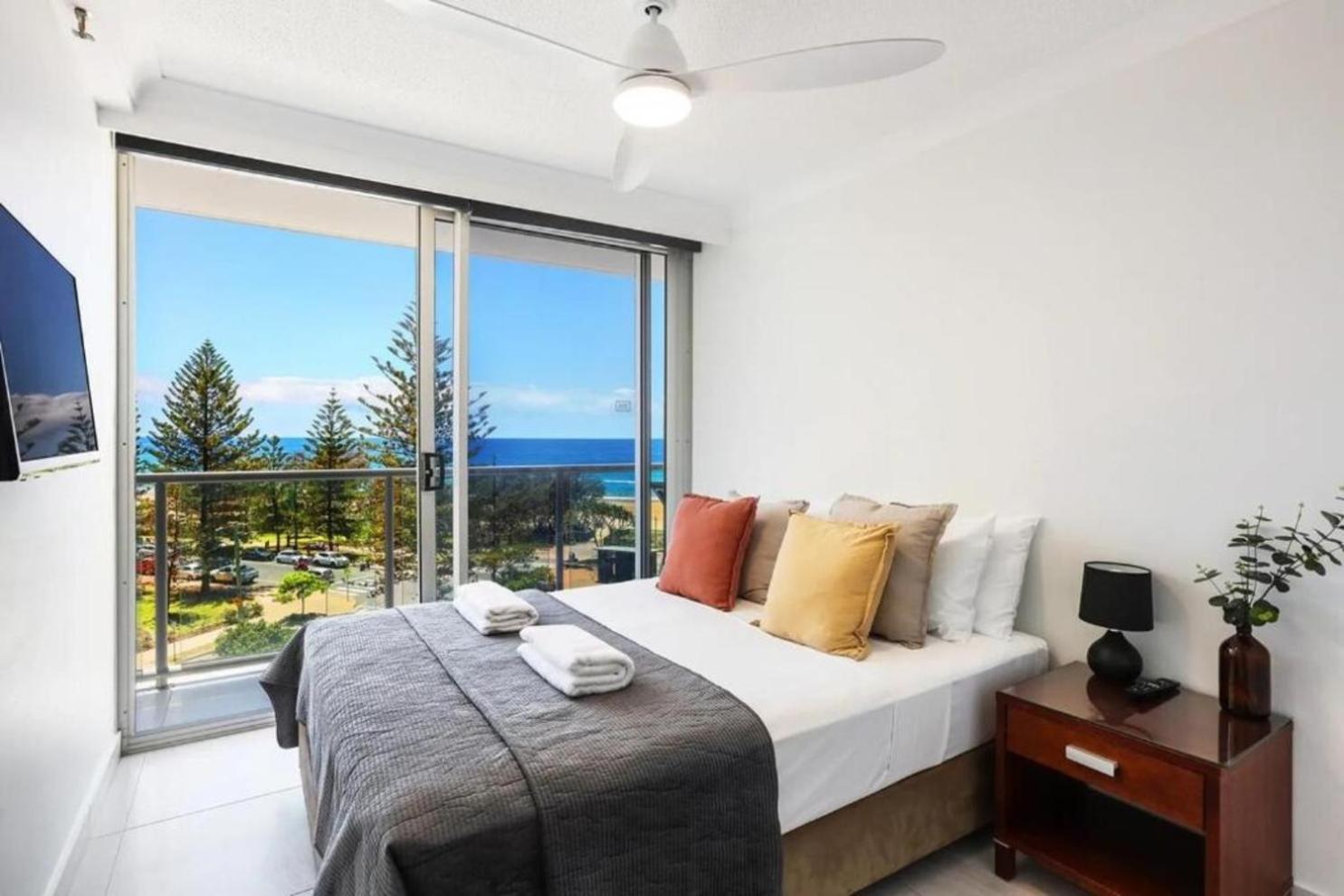 Paradise Beachfront Escape Apartment *