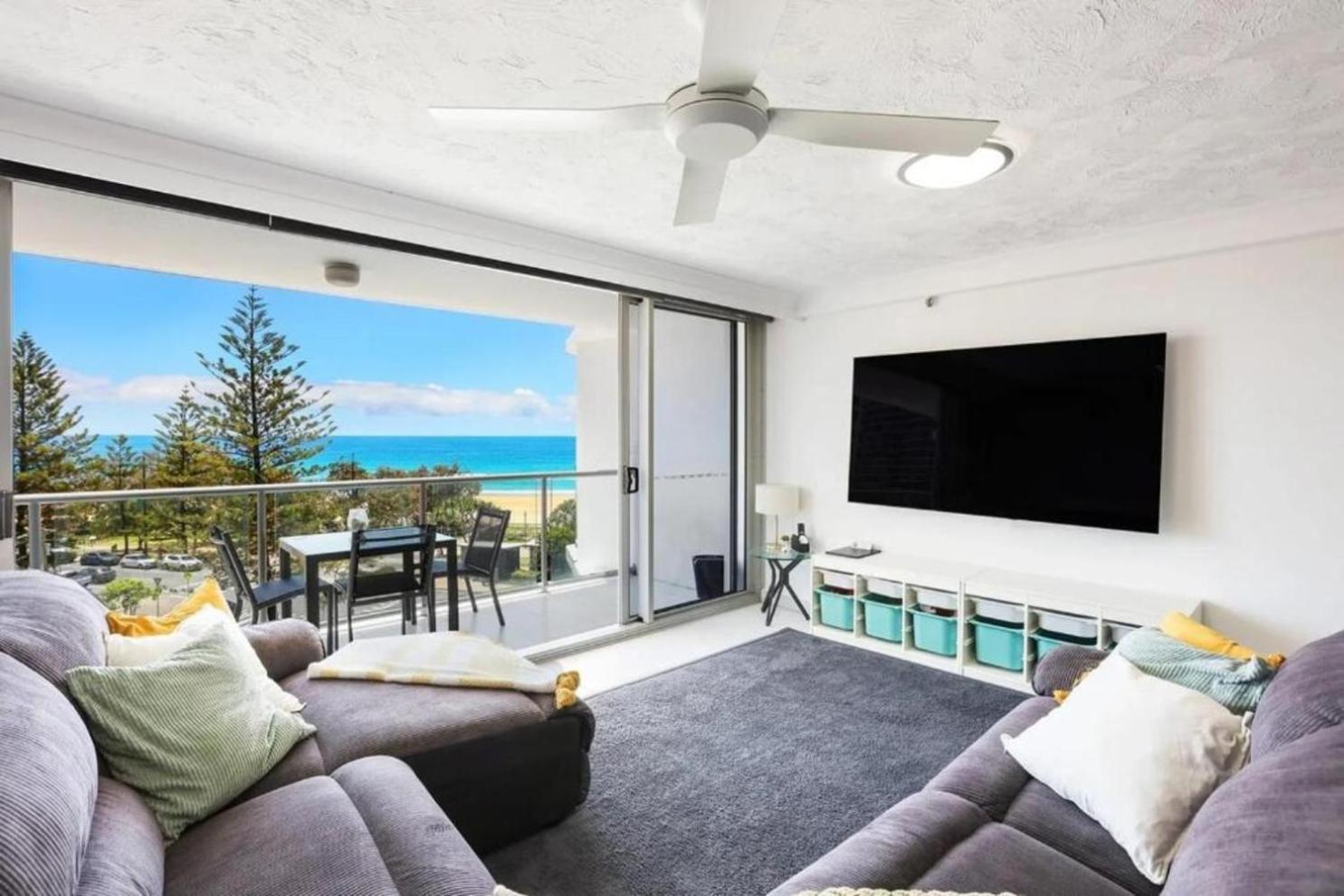 Paradise Beachfront Escape *
