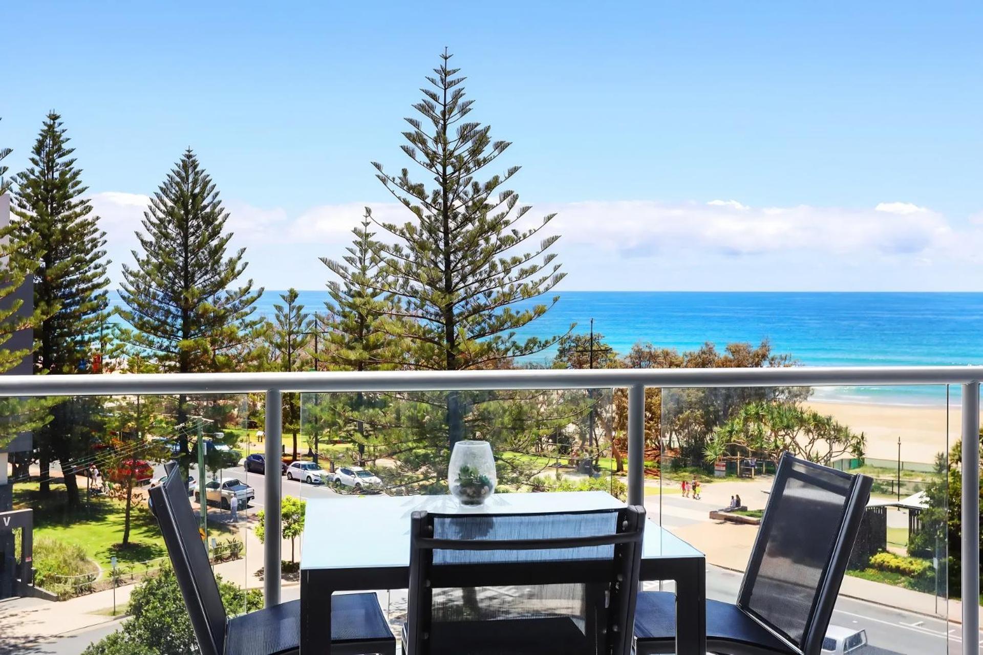 Paradise Beachfront Escape Gold Coast